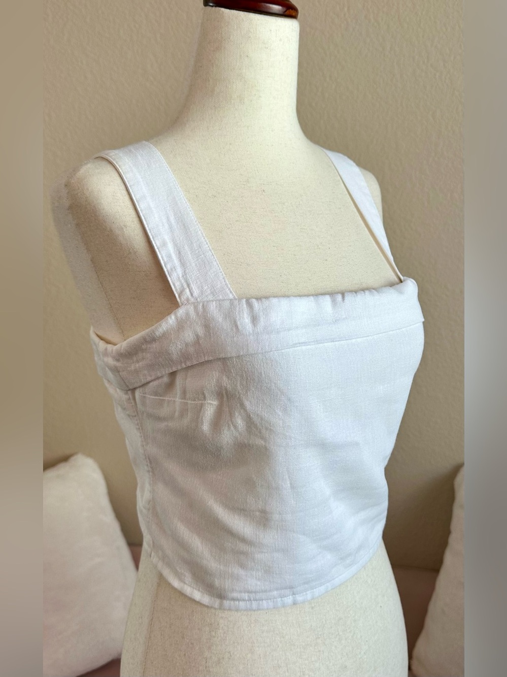 Abercrombie & Fitch Cropped Tank Top Size S Adjustable Straps White Linen Cotton